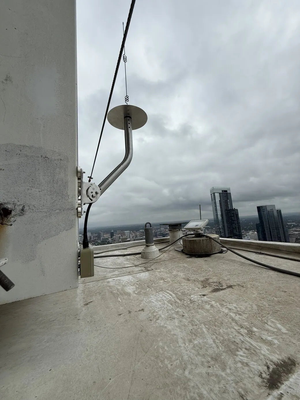 A mesh radio installed on The Independent rooftop downtown Austin