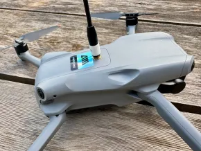 DJI Air 3 with mesh node