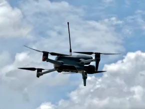 DJI Air 3 with mesh node